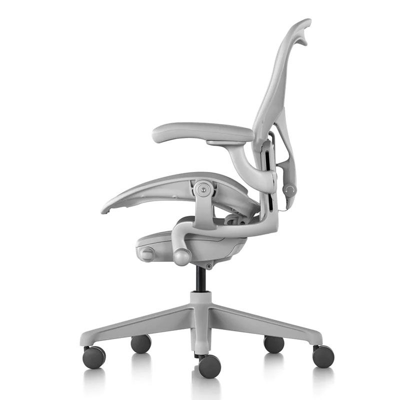 Herman Miller Aeron Chair Mineral - Size C